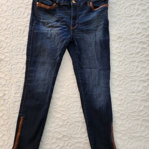 EUC WHBM Skimmer Sz 12 Capris